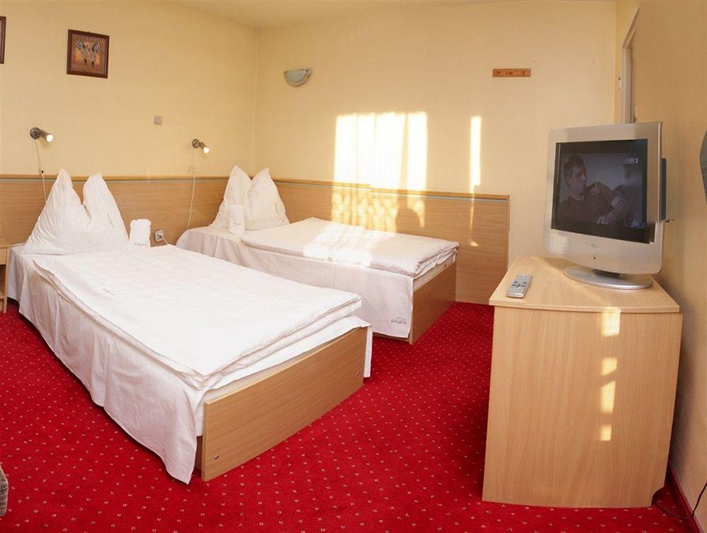 Hotel Wiktoria Шклярска-Поремба Экстерьер фото
