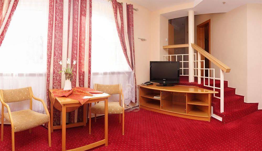 Hotel Wiktoria Шклярска-Поремба Экстерьер фото